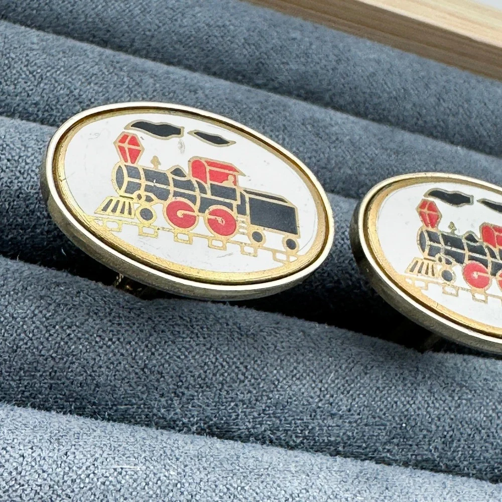 Vintage Gold Tone Enamel Train Locomotive‎ Cufflinks PAT 2472958 Oval